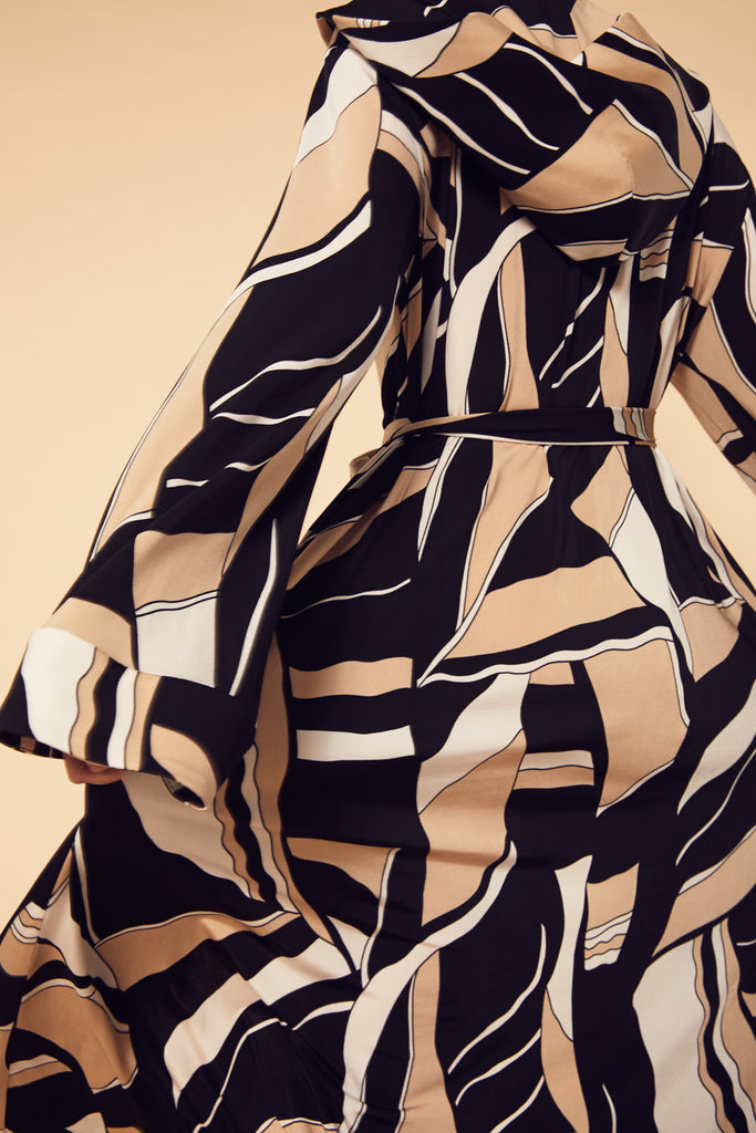 Black and Tan Geometric_Partou Soleil